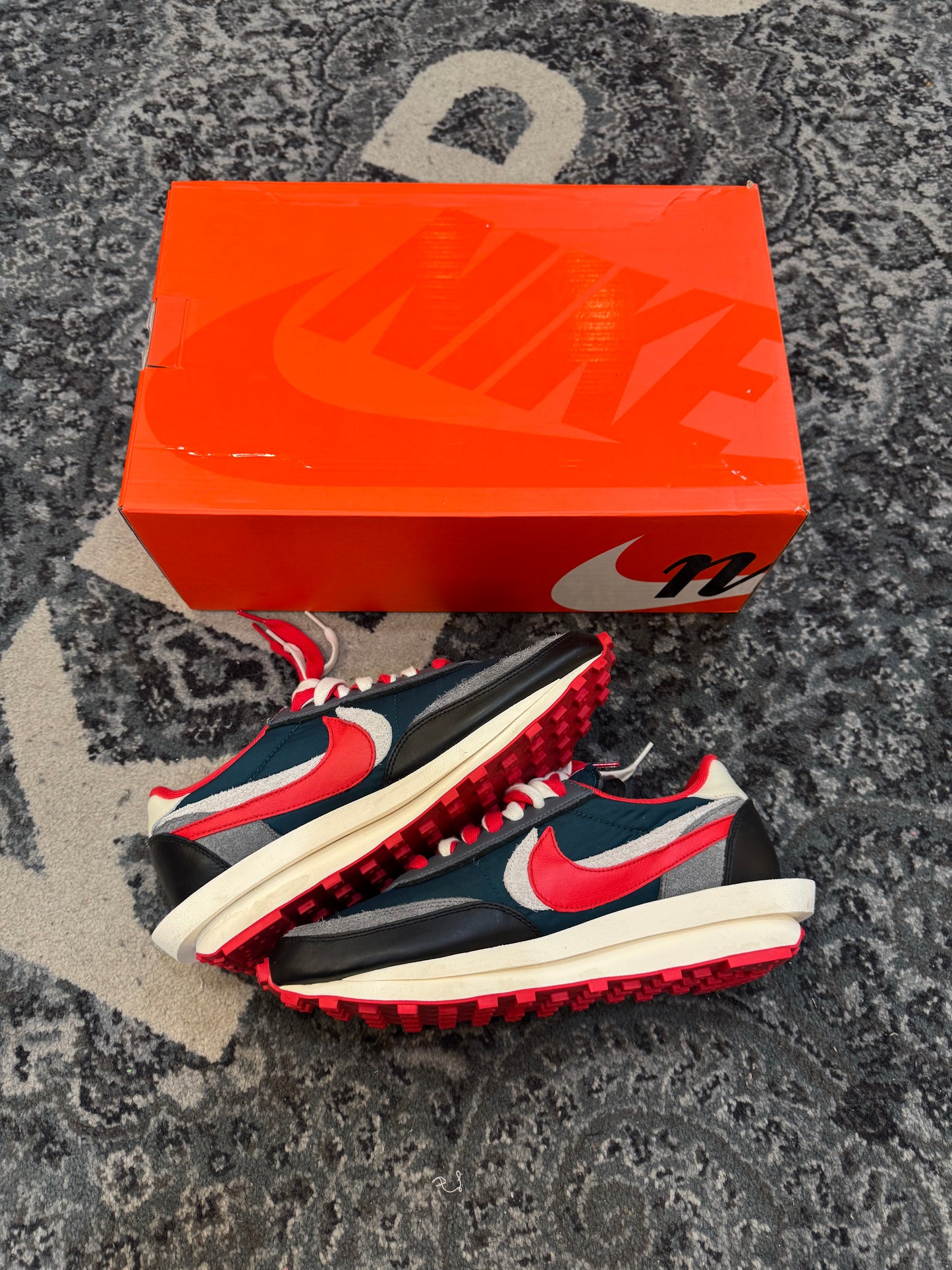 Pre-owned Nike Sacai Undercover Red