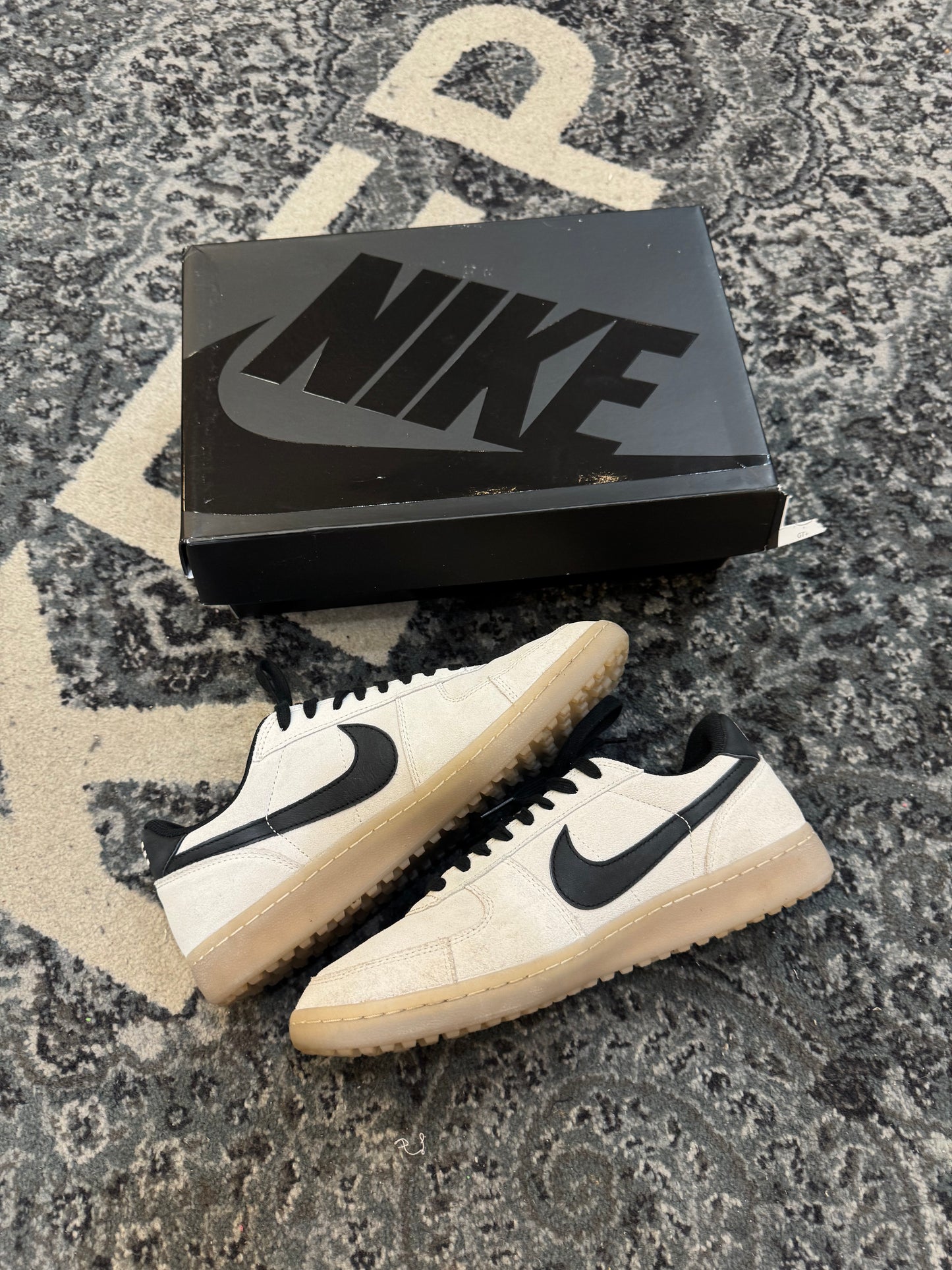 Pre-owned Nike Field General 82