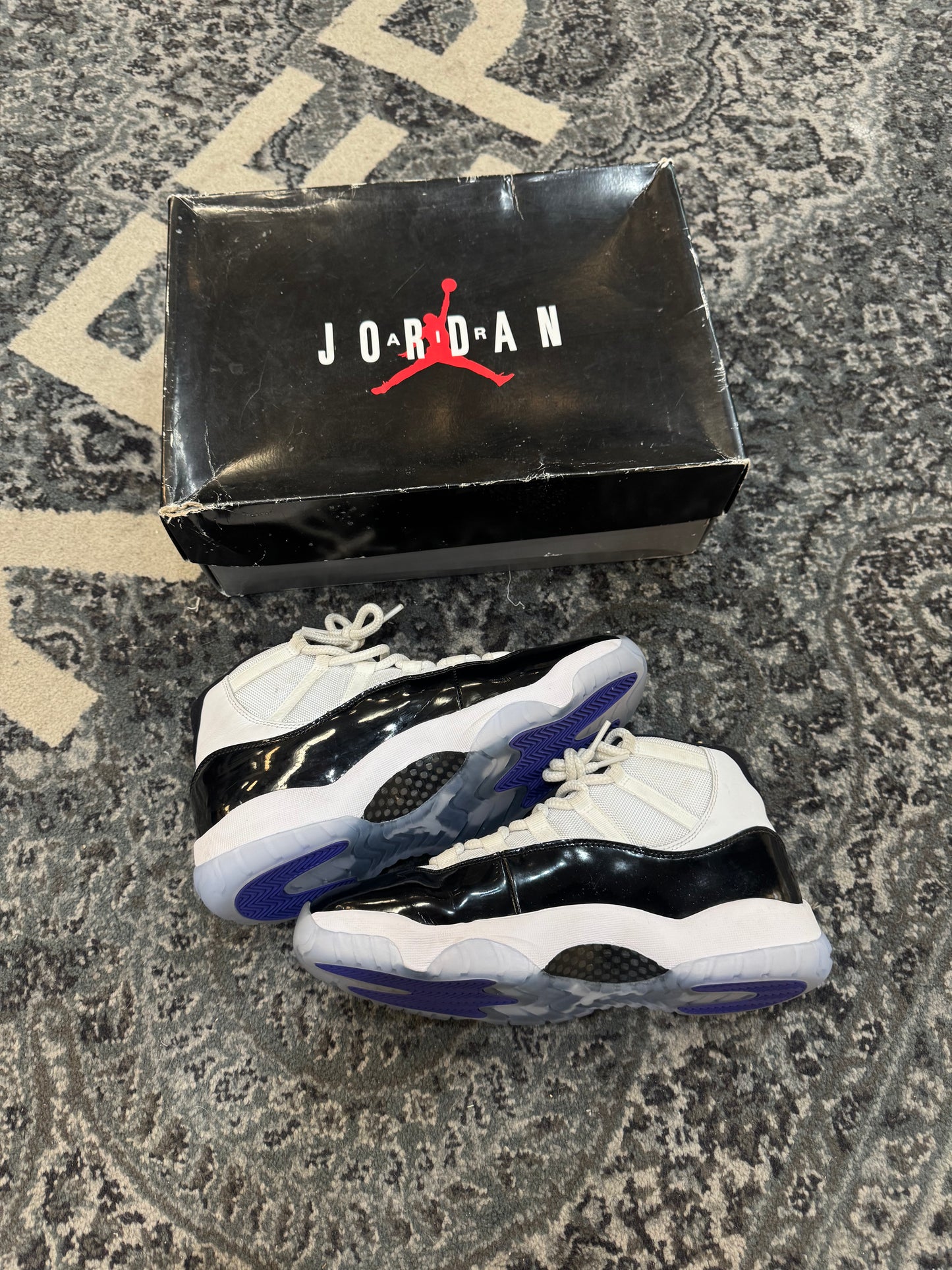 Pre-owned Concord 11