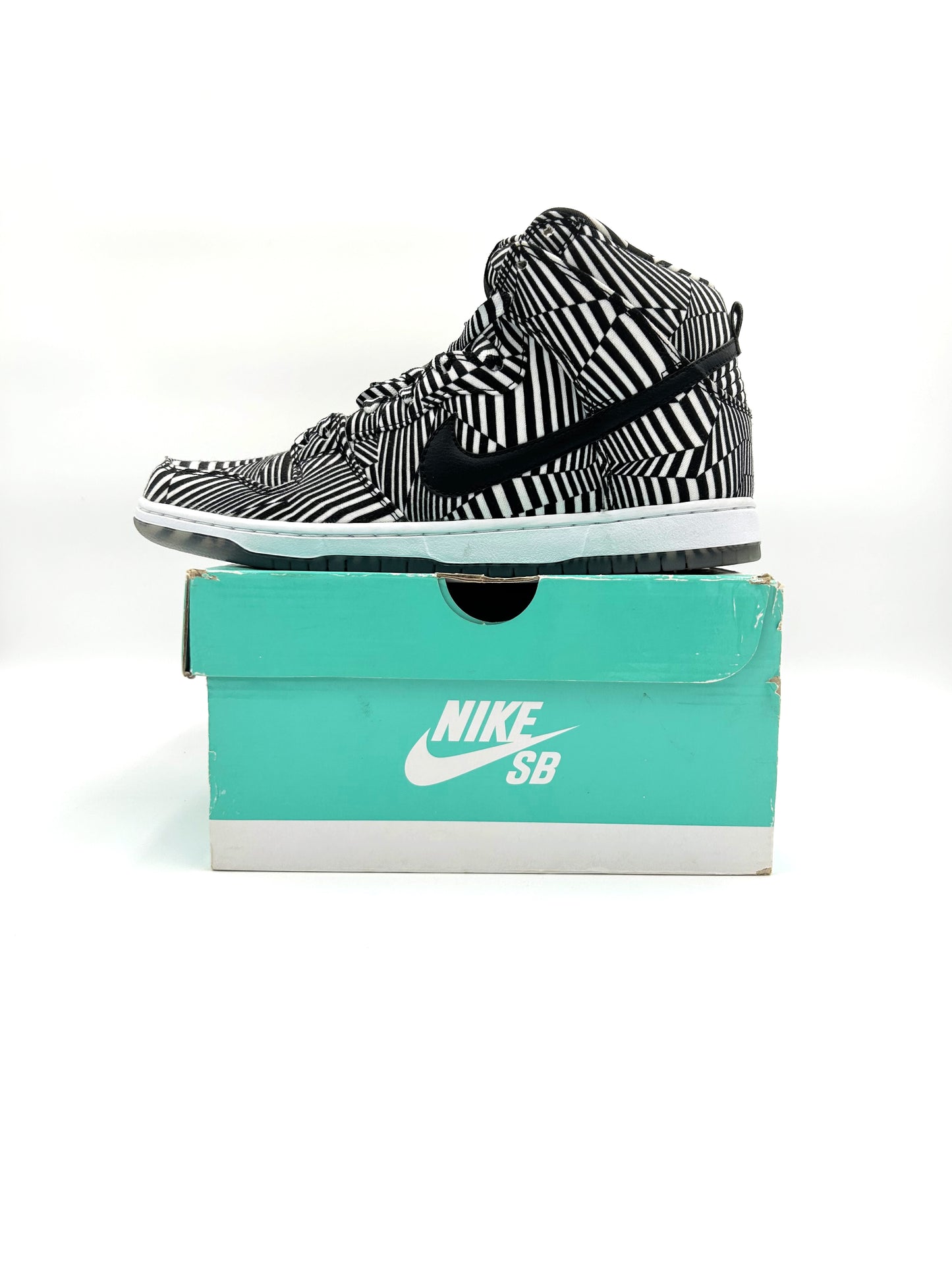 Pre-owned Nike SB Dunk High Concept Car