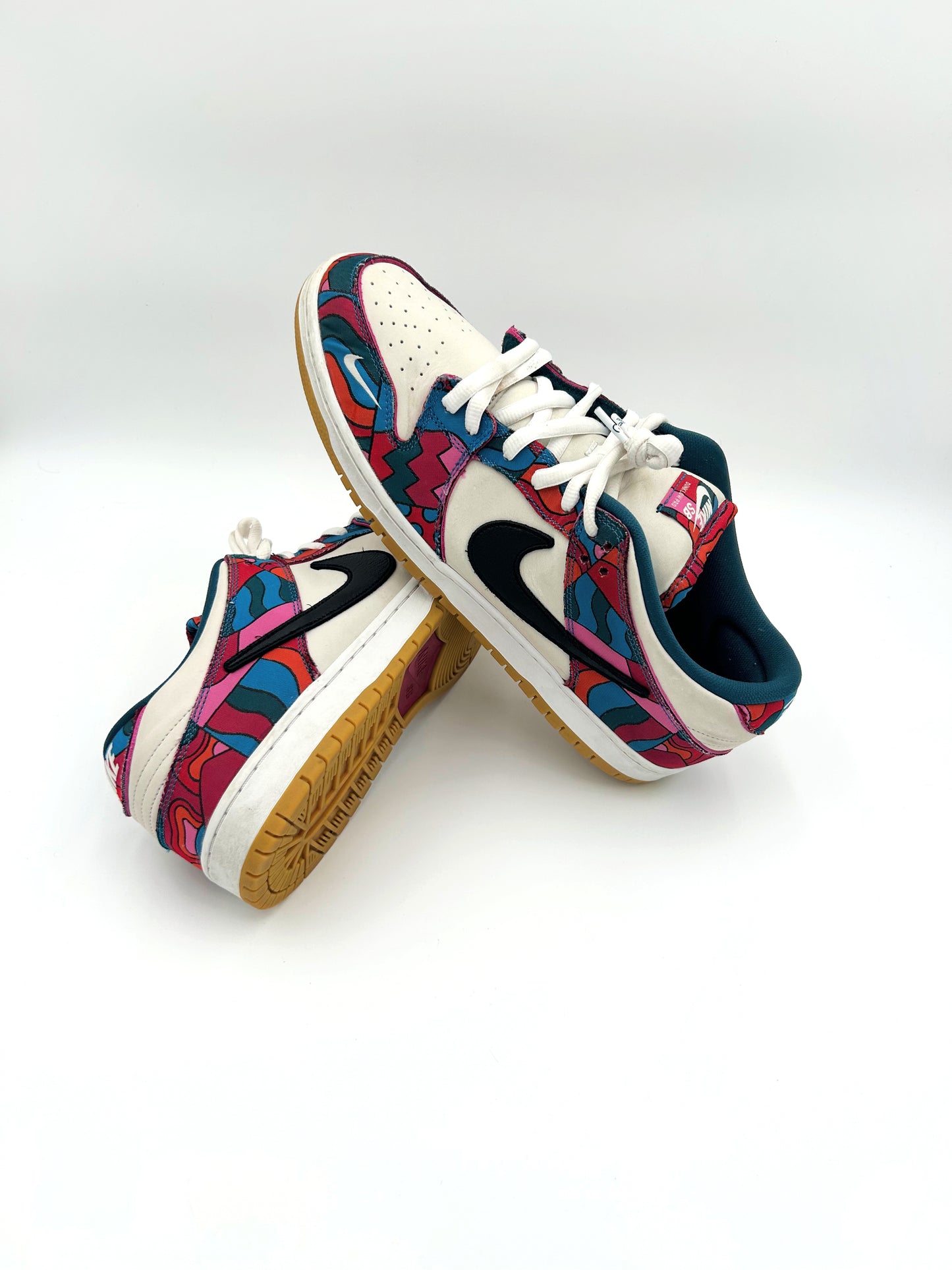 Pre-owned Nike SB Dunk Parra abstract art