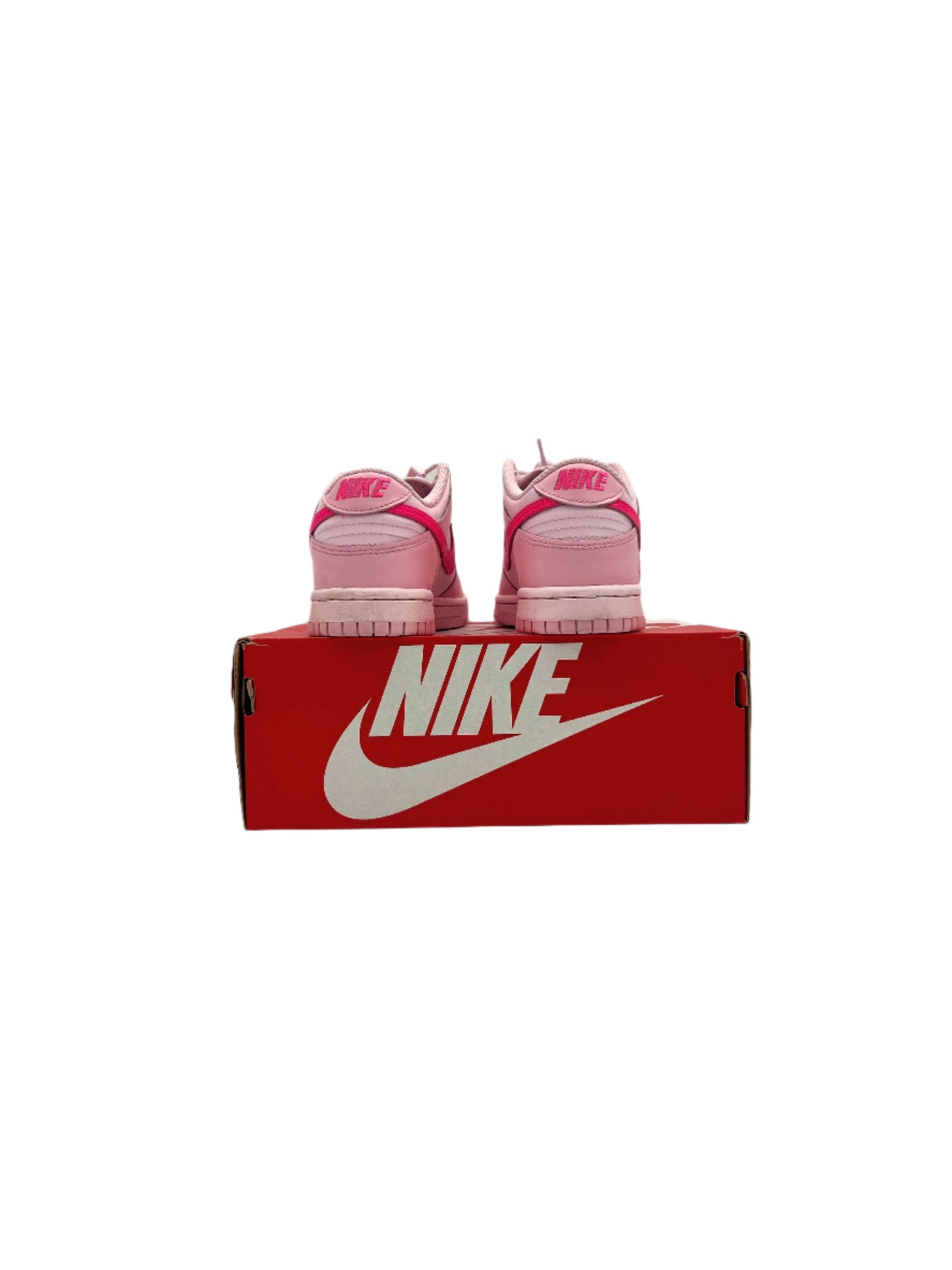 Pre-owned Nike Dunk Low Triple Pink (GS)