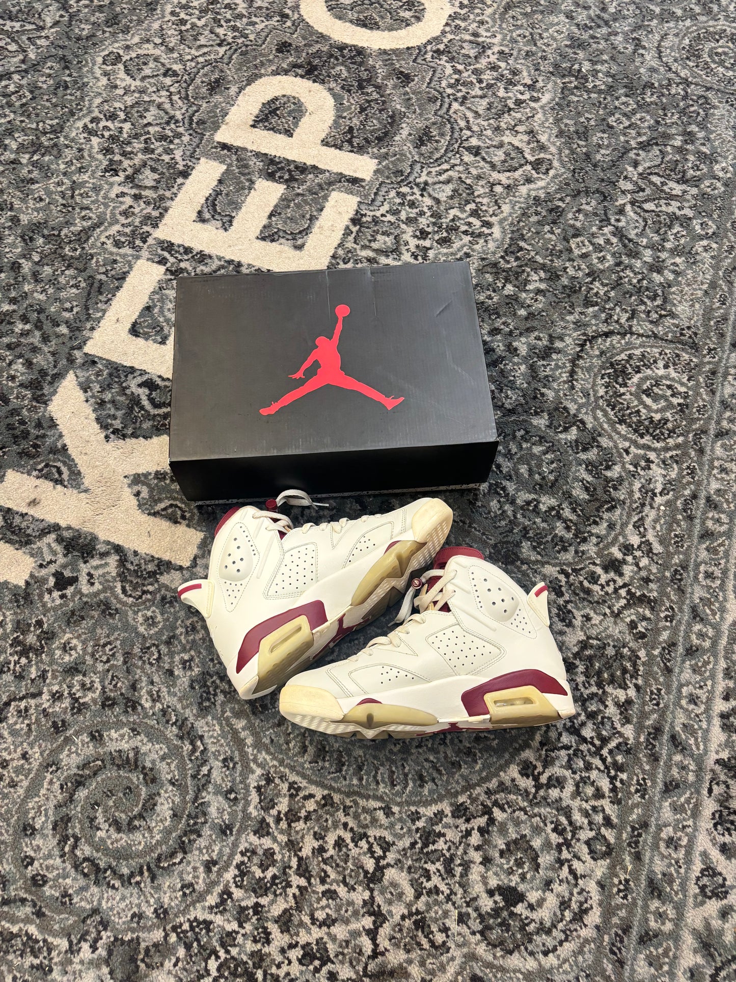 Pre-owned Maroon 6