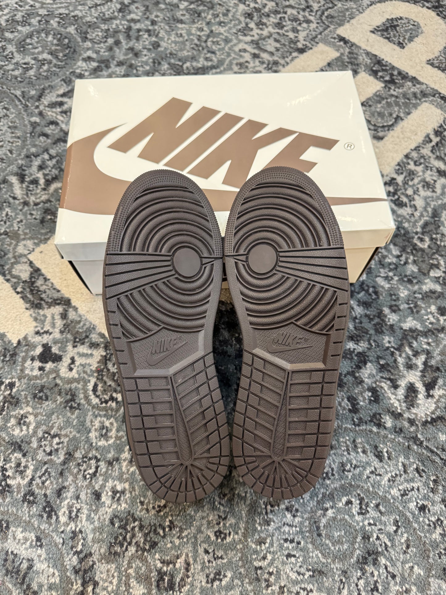 Pre-owned Retro 1 Low Travis Scott Velvet