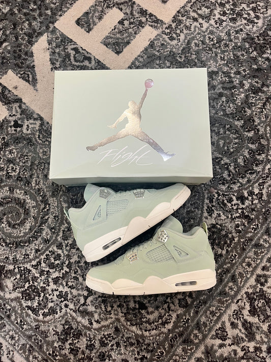 Pre-owned Seafoam 4 (W)